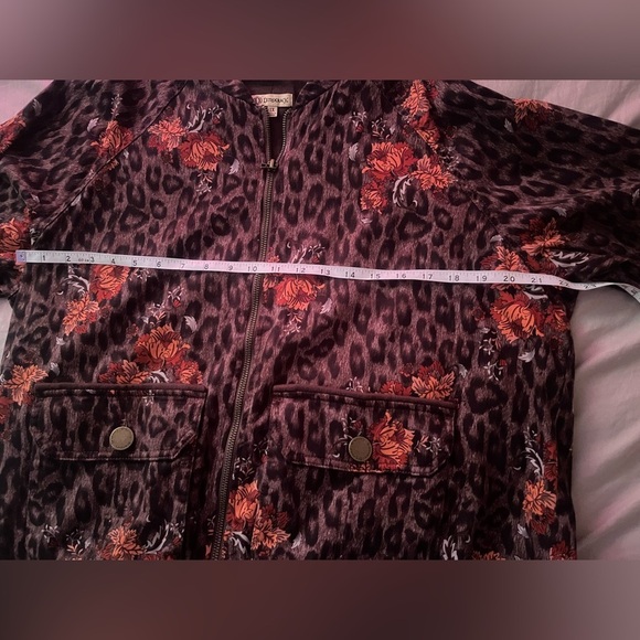 Democracy Jacket - Picture 8 of 8